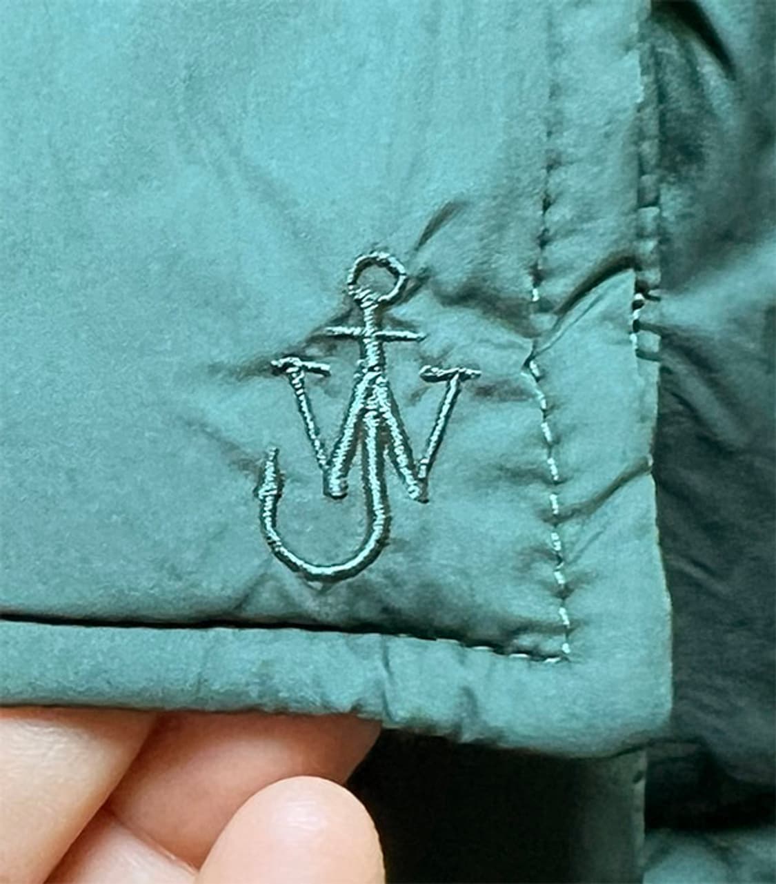 유니클로 jw앤더슨 남자 다운패딩 캐주얼 XL 105 상품이미지3