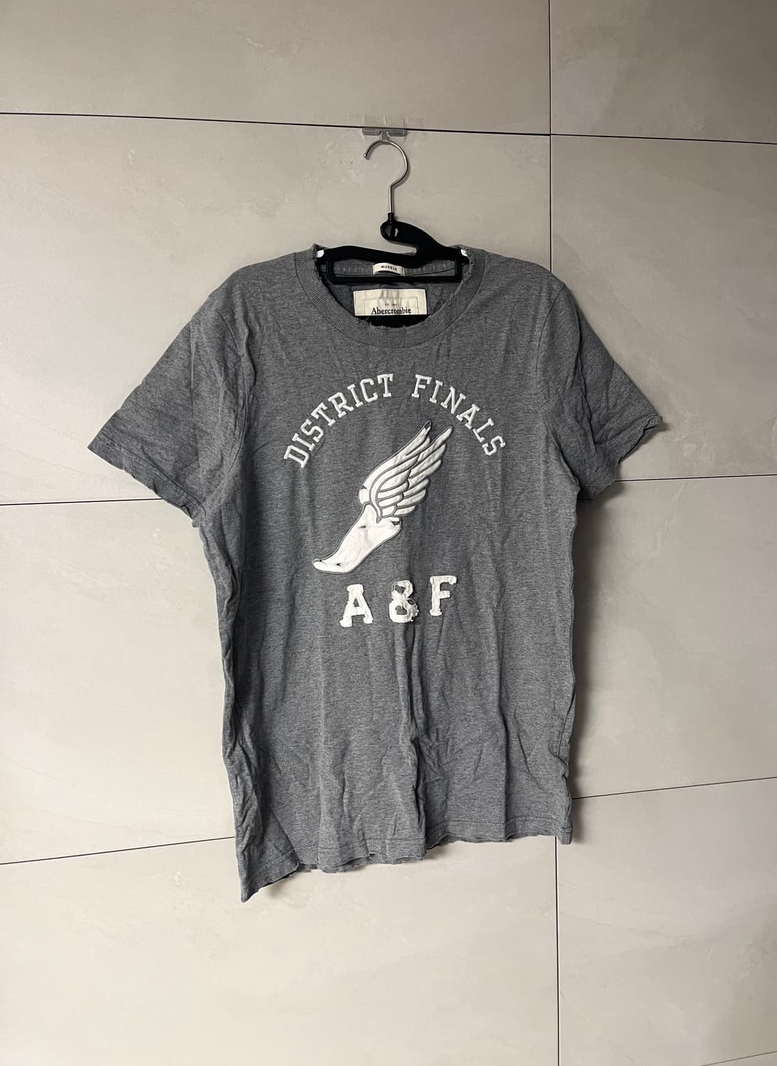 아베크롬비 A&F 반팔 그레이 [L] 상품이미지2