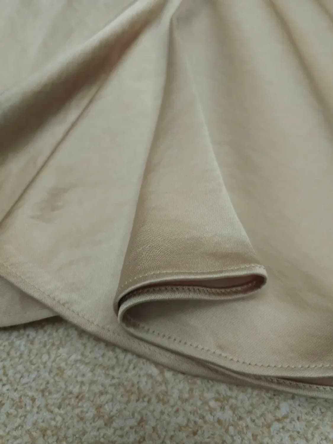 (M/새상품)ORR 오르 여성 새틴 릭 스커트 밴딩 상품이미지8