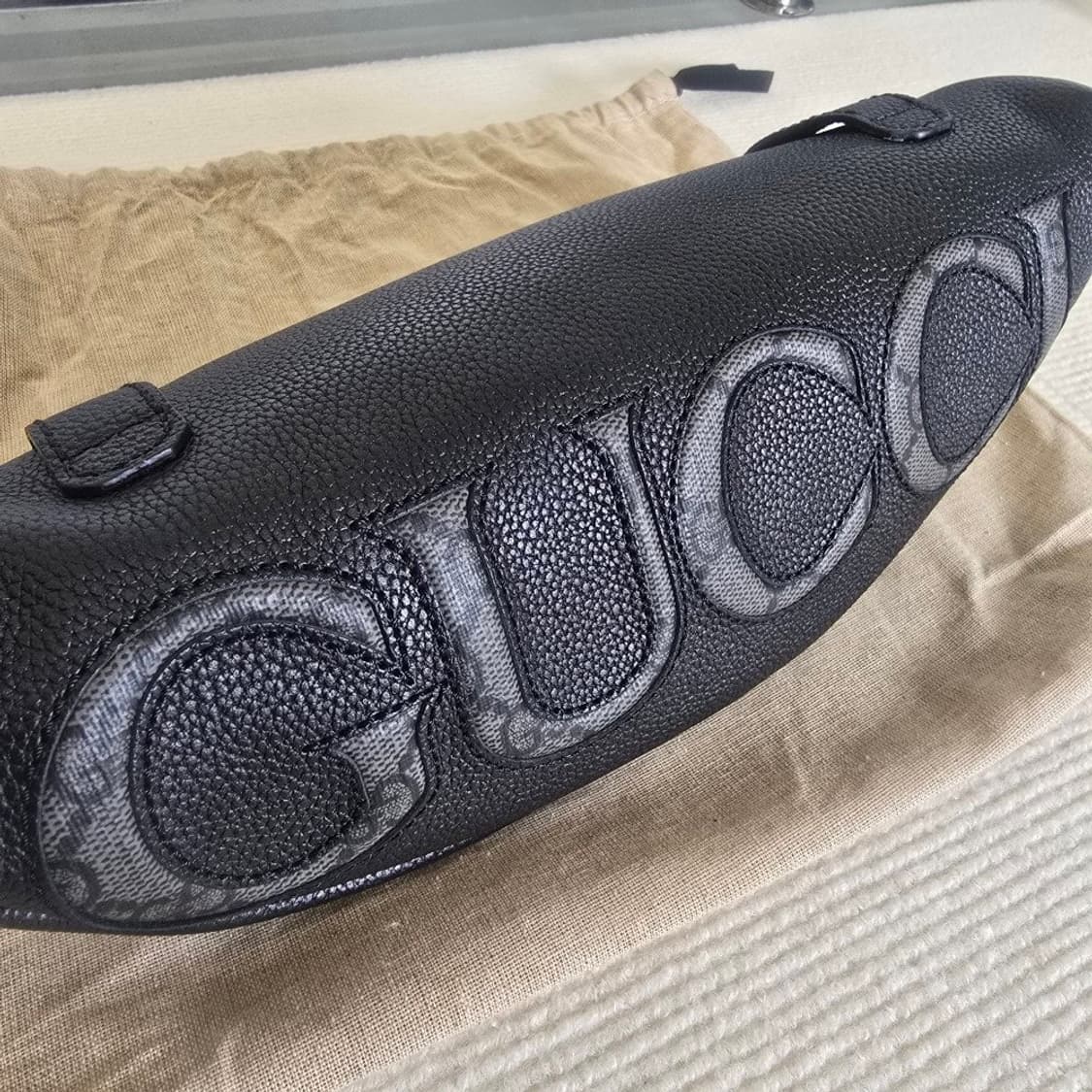 [중고/정품] 구찌 로고 벨트백 상품이미지4