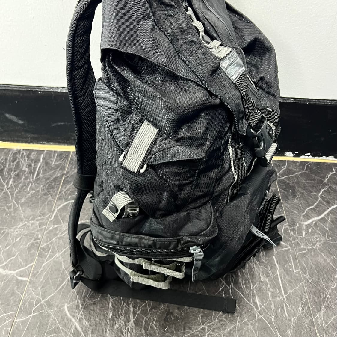 오클리 택티컬 유틸리티 테크 기어 백팩 상품이미지5