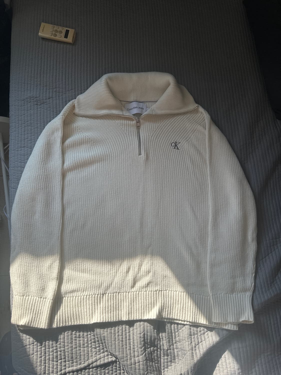 캘빈클라인 진 화이트 하프 집업 풀 오버 스웨터 니트 상품이미지2