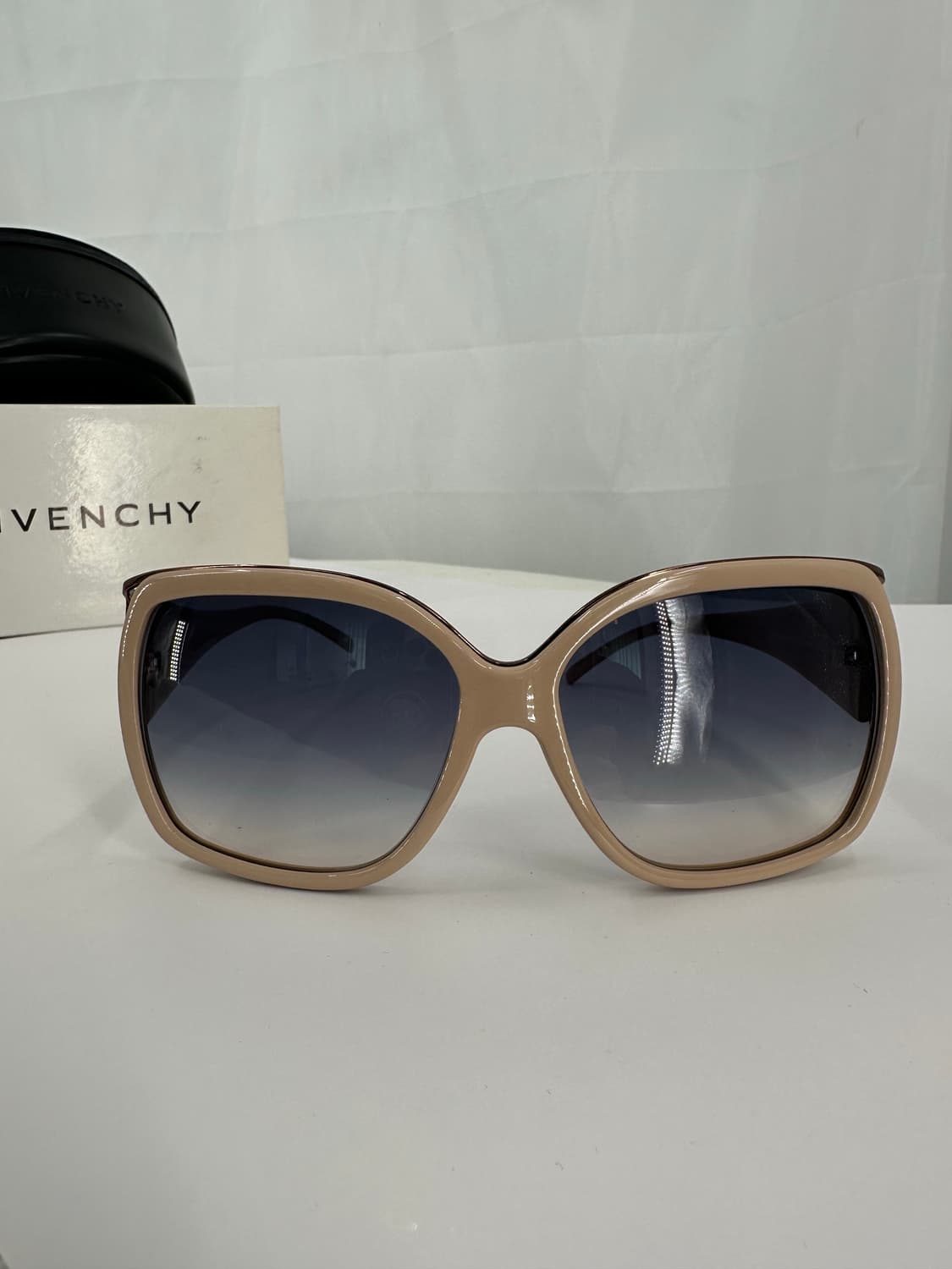 [새상품 무료배송] 정품 지방시 Made in Italy 선글라스 상품이미지2