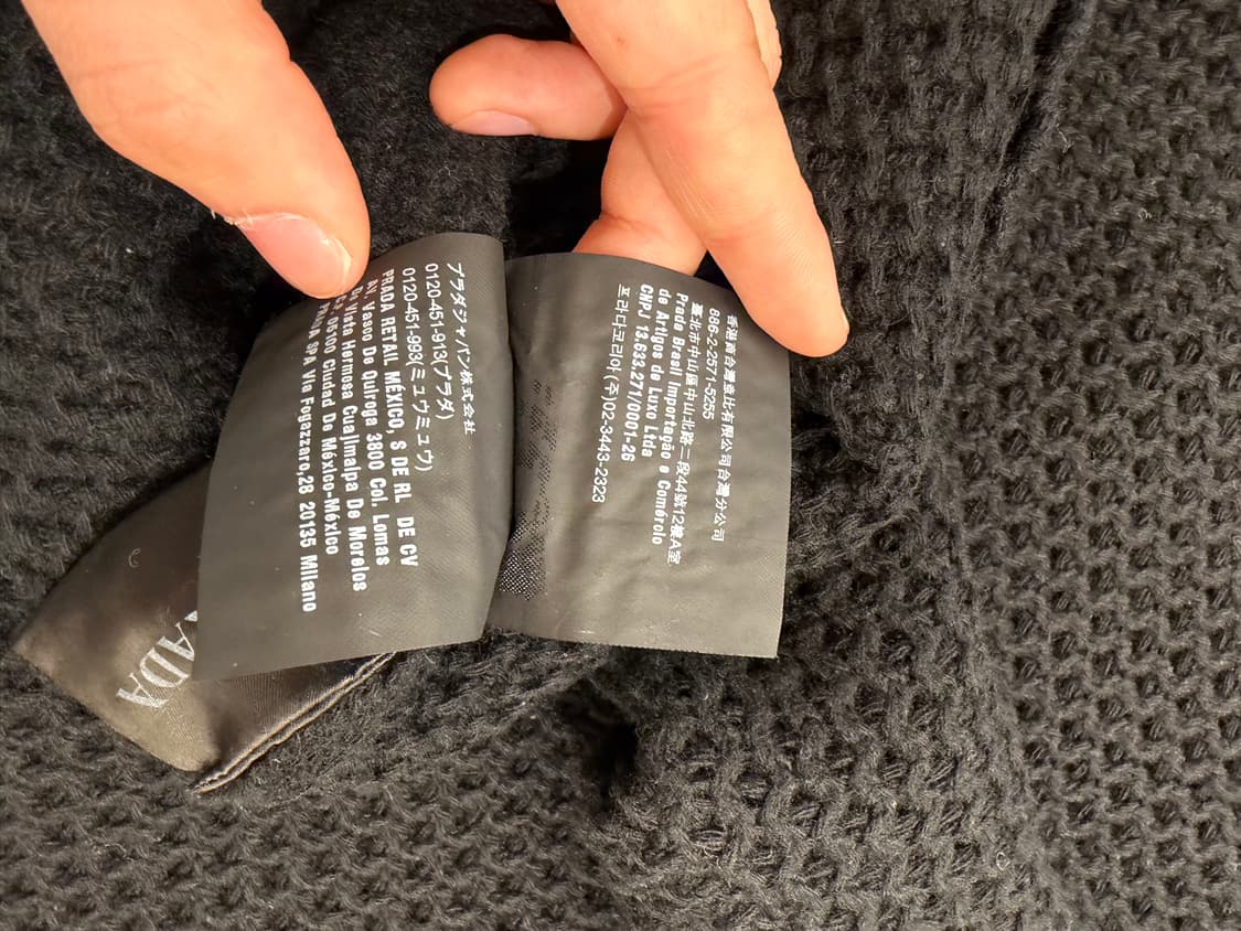 프라다 V넥 니트 46사이즈 상품이미지6