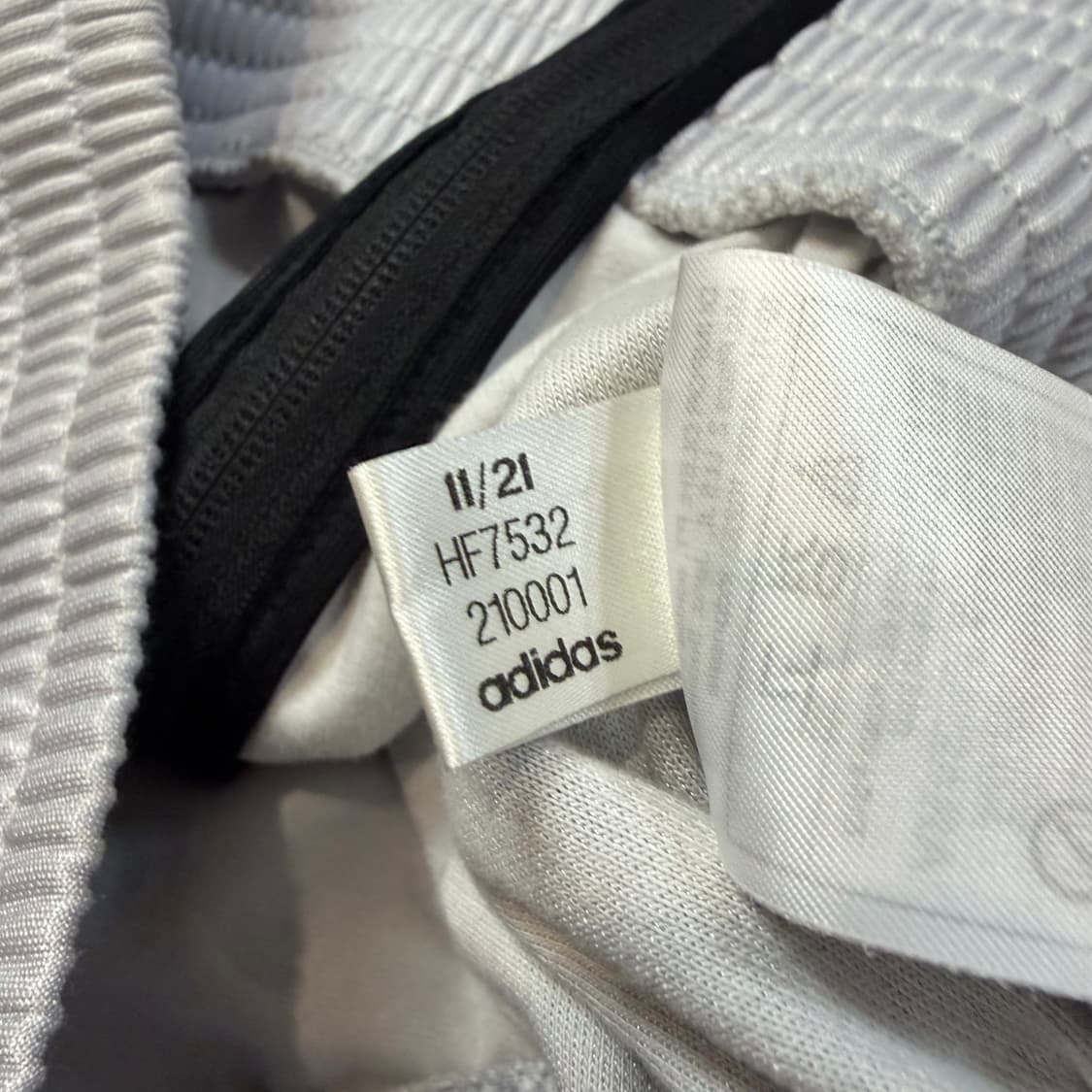 아디다스(W) 아디컬러 클래식 하이샤인 크롭 져지 상품이미지5