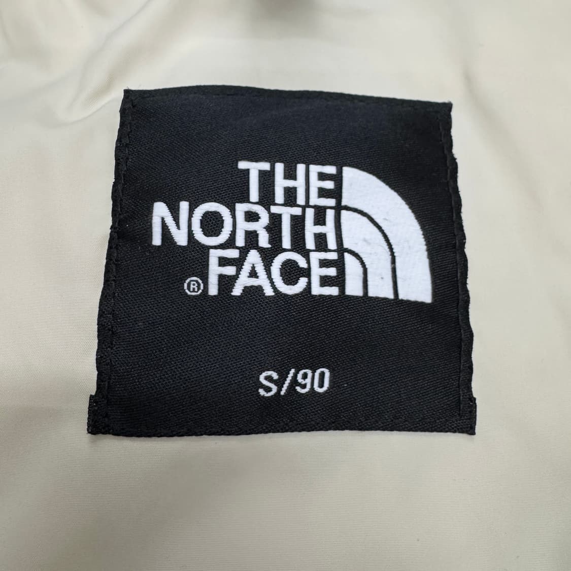 노스페이스 eco 에코 눕시 푸퍼 패딩 크림 화이트 상품이미지6