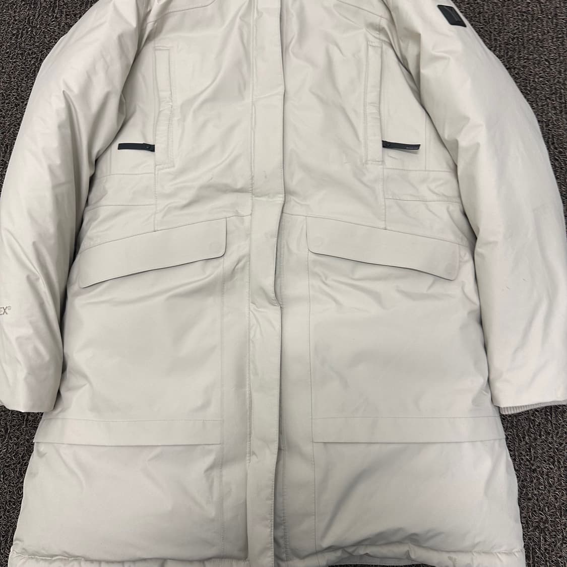 블랙야크 여성 구스다운 고어텍스 롱패딩 105(XL) 상품이미지3