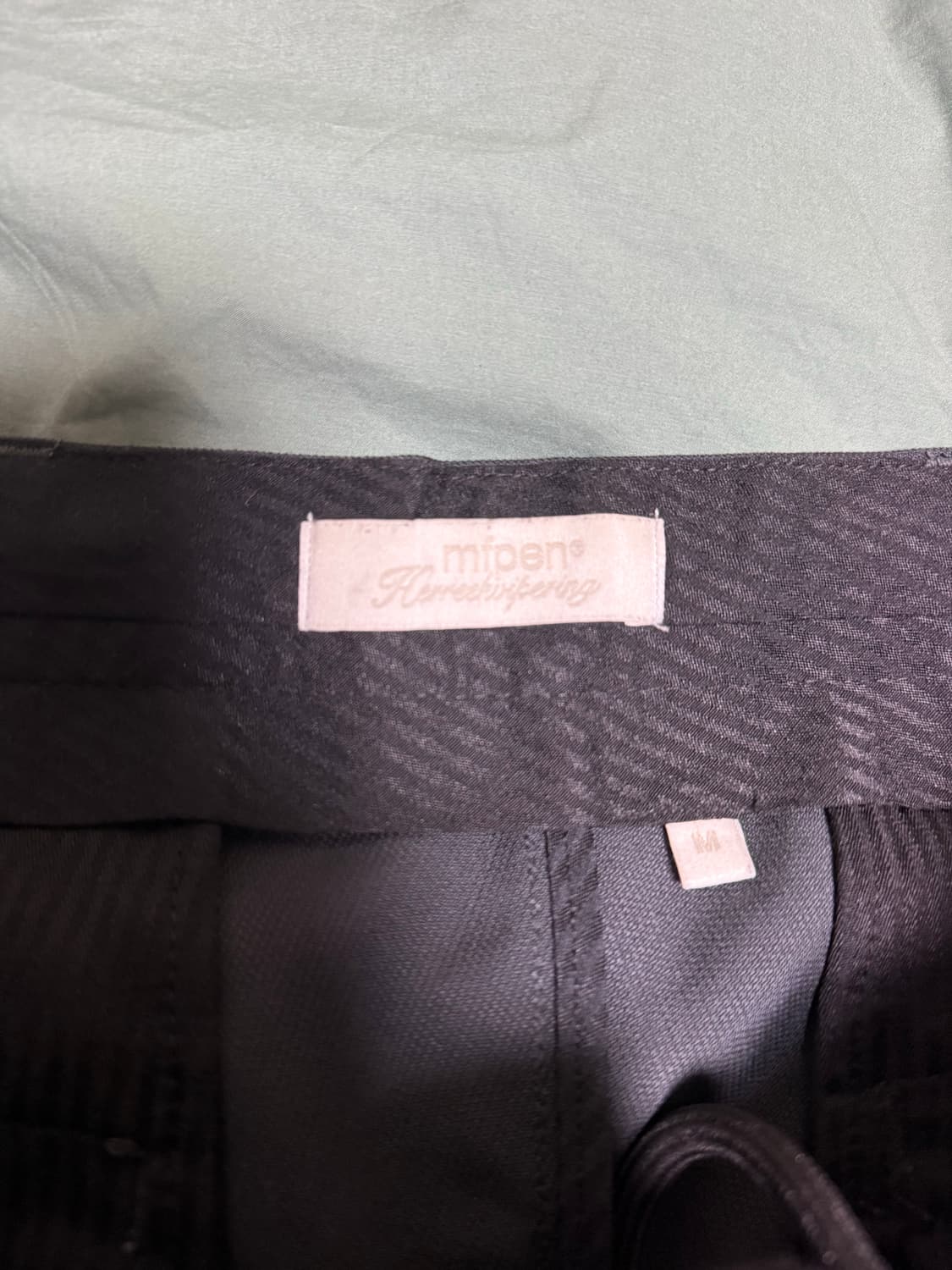 mfpen 클래식 트라우저 블랙 트로피컬 울 M사이즈 상품이미지4