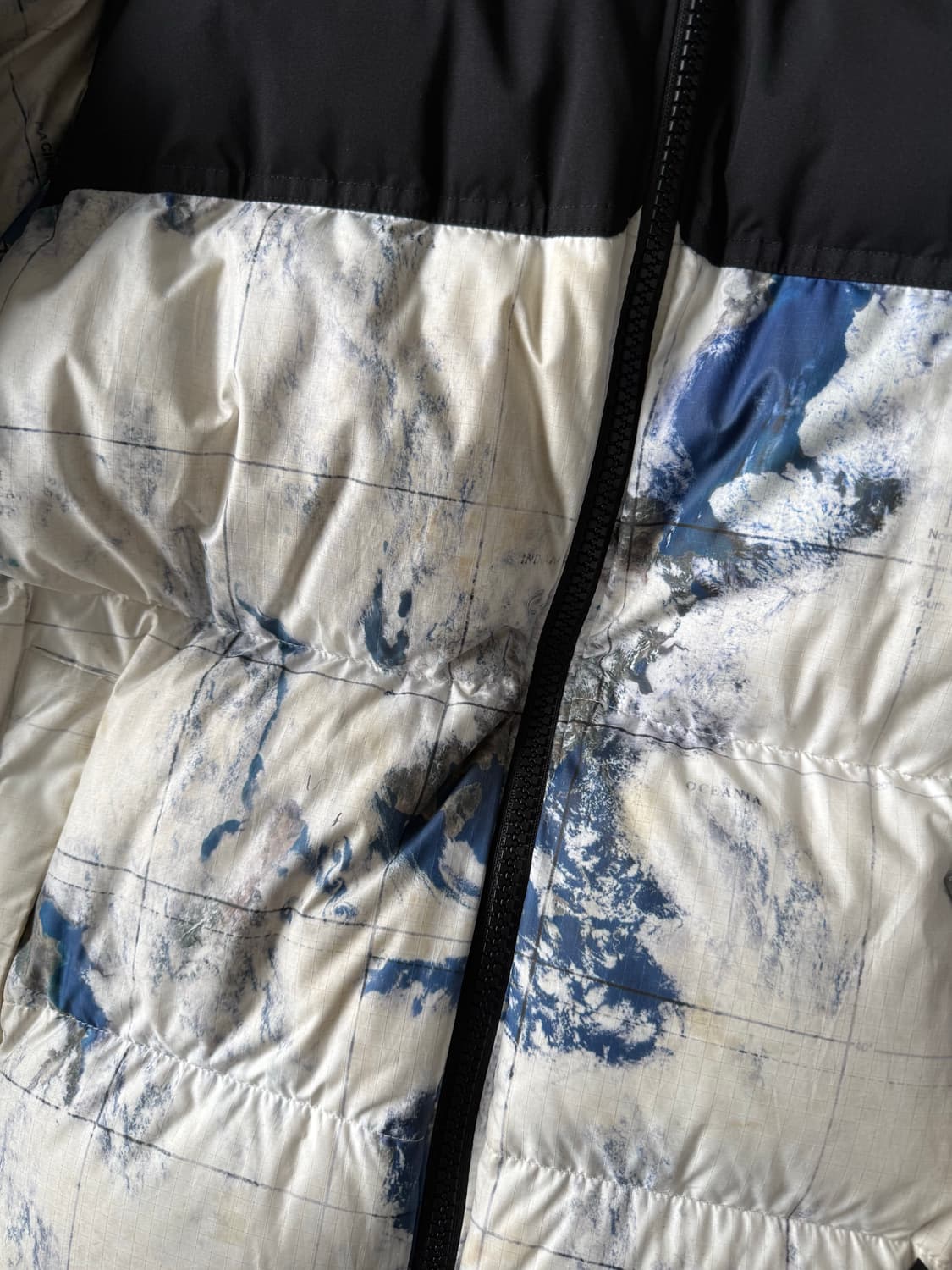 노스페이스 눕시 지구패딩 상품이미지3