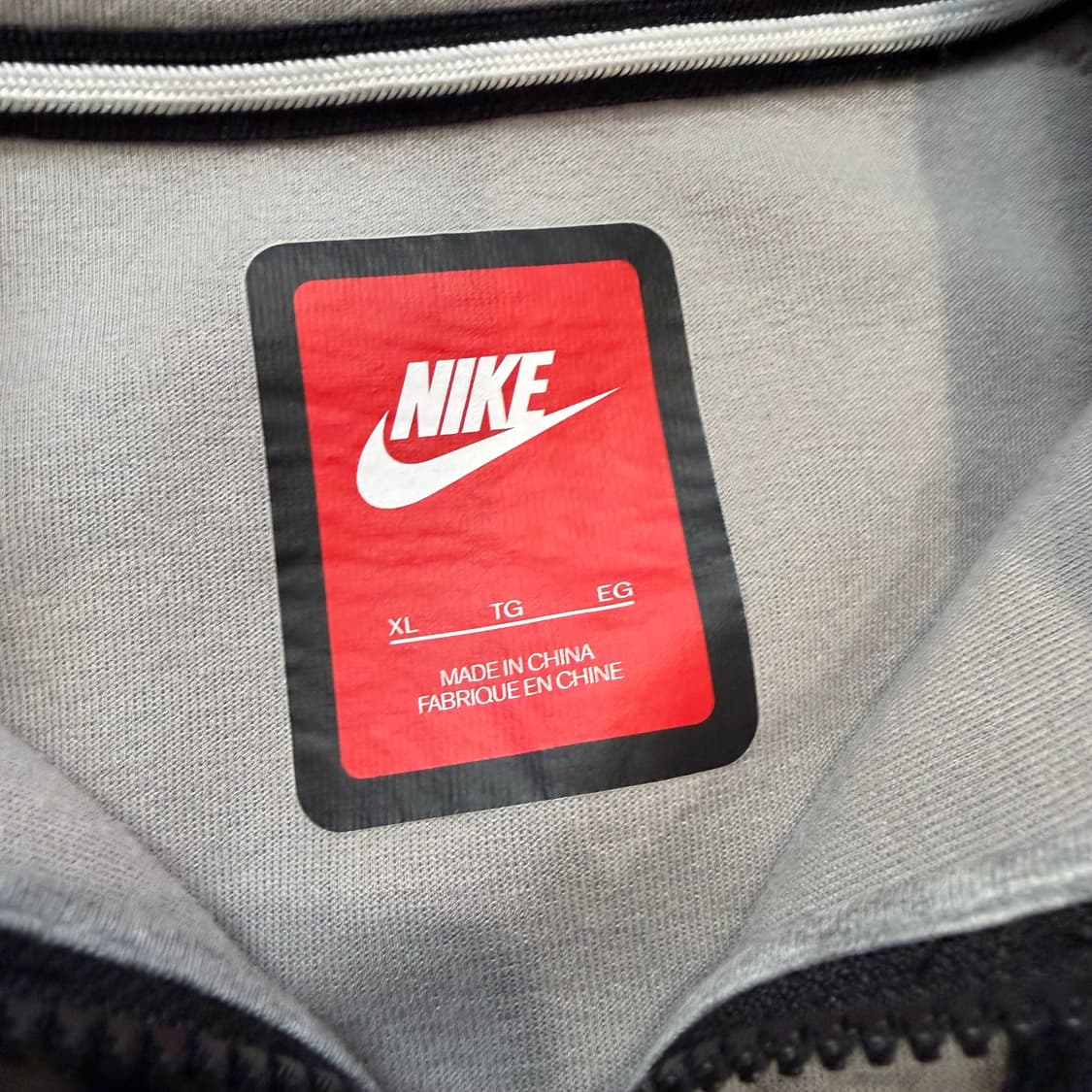 Nike 테크플리스 다크 그레이 윈드러너 후드집업 상품이미지3