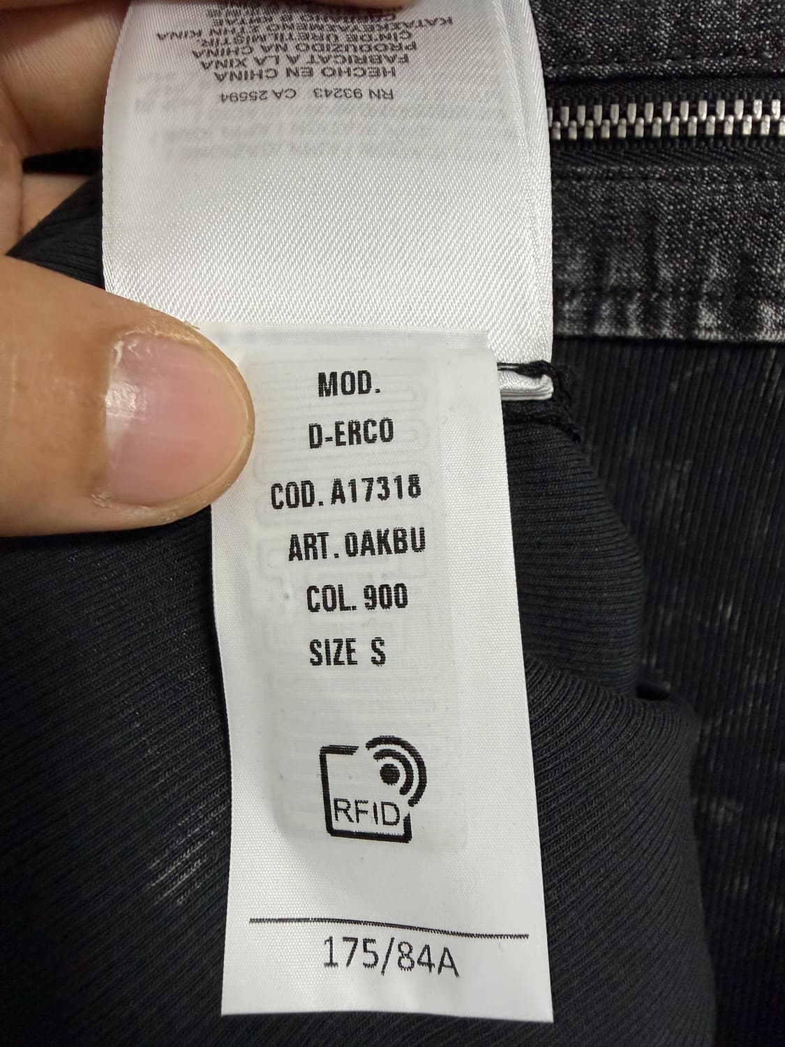 디젤 지퍼 로고 니트 상품이미지4