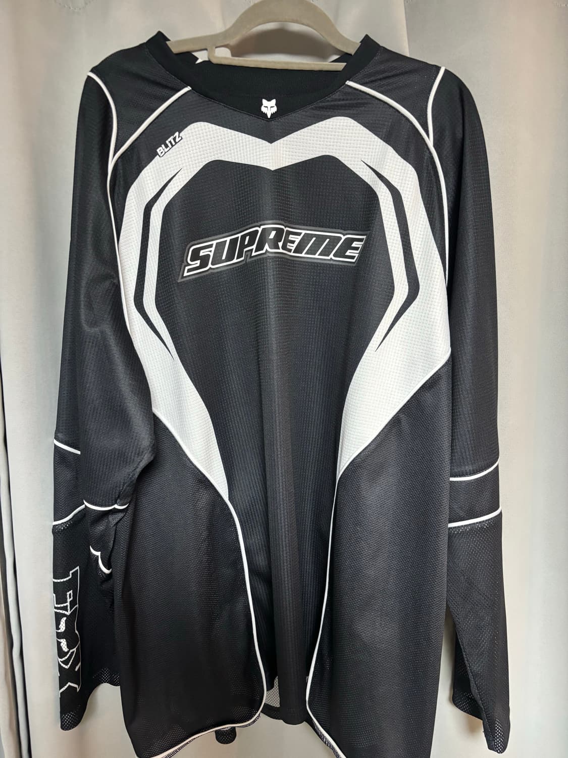 슈프림 x 폭스 레이싱 저지 블랙 - 23FW 상품이미지1