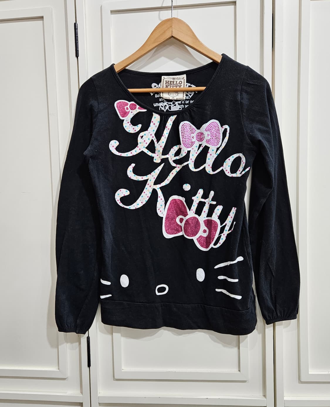 헬로키티 블랙 긴팔 티셔츠 상품이미지1