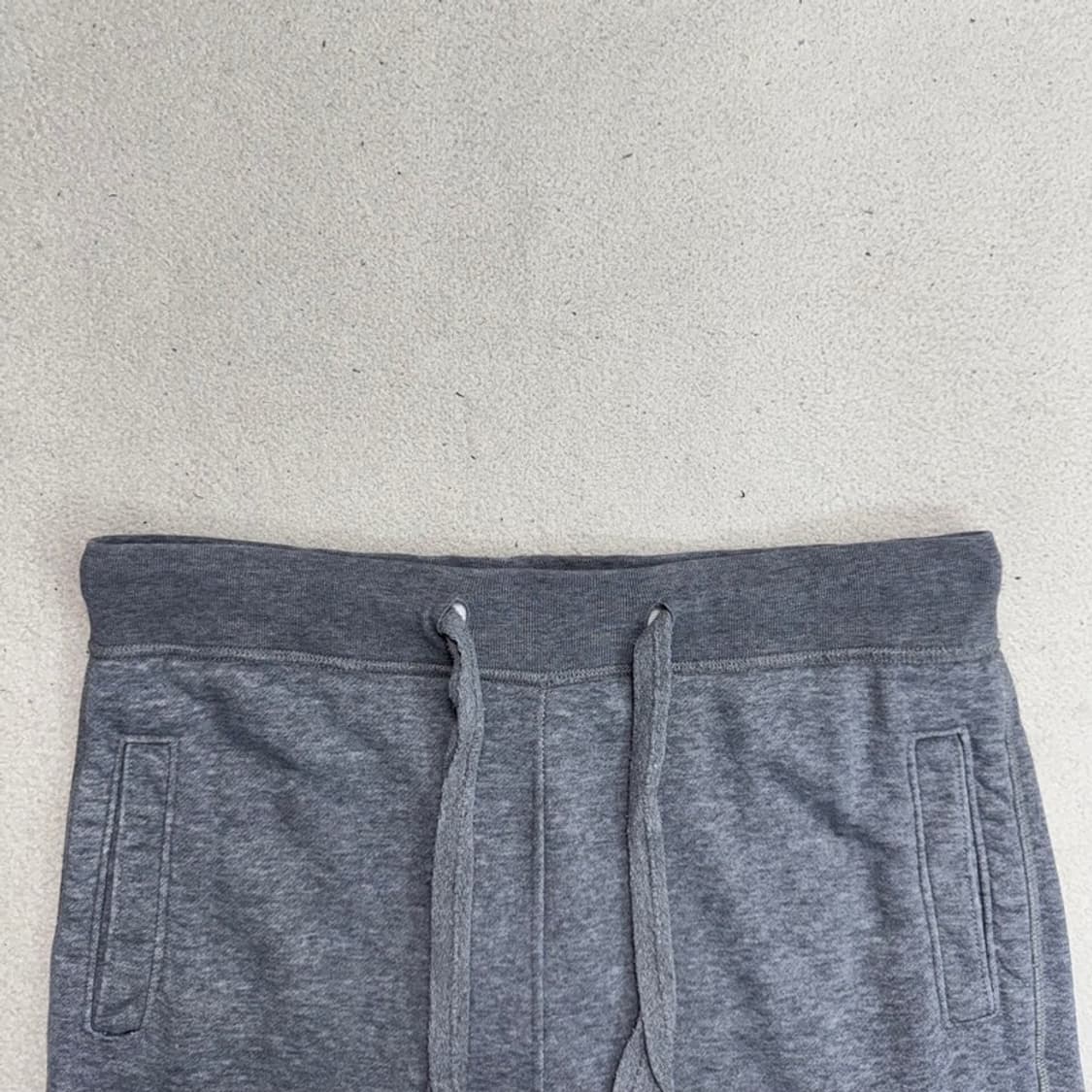 ABERCROMBIE & FITCH 빈티지 로고 스웻 쇼츠 그레이 L 상품이미지3