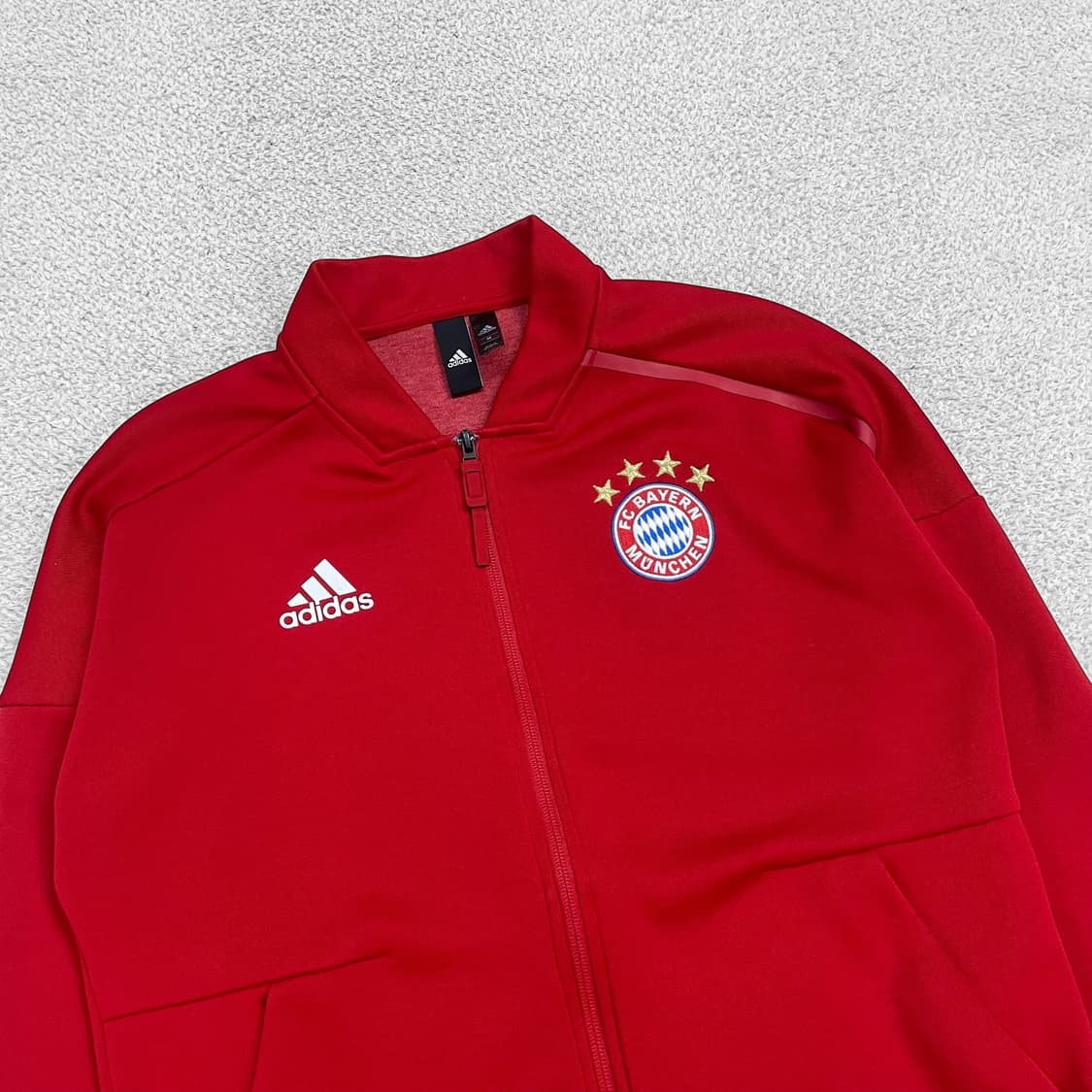 아디다스 18-19 바이에른뮌헨 트랙탑 져지 레드 상품이미지2