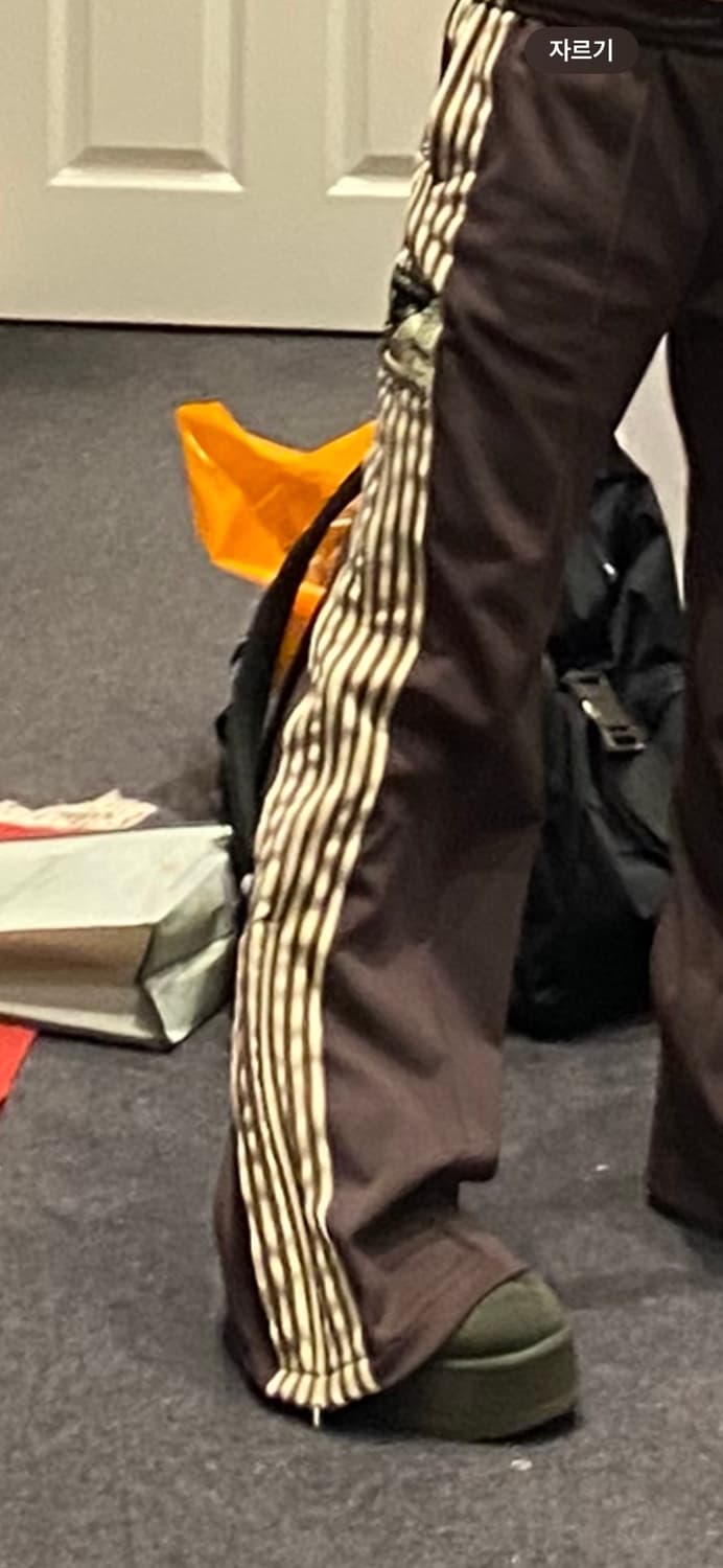 캐피탈 트랙팬츠 1사이즈 브라운(기모) 상품이미지6