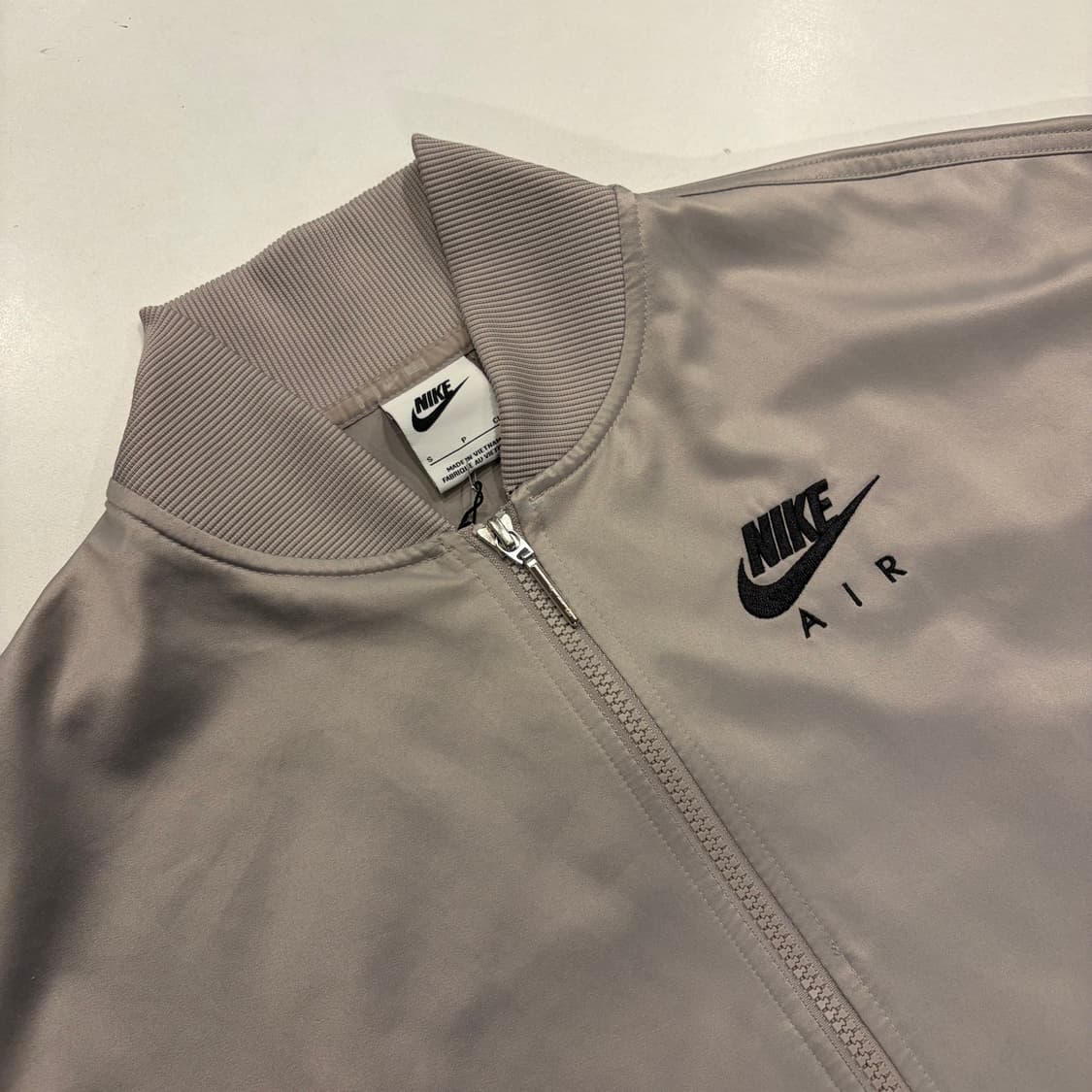 [S] 나이키 AIR 여성 크롭 봄버 자켓 B415 상품이미지3