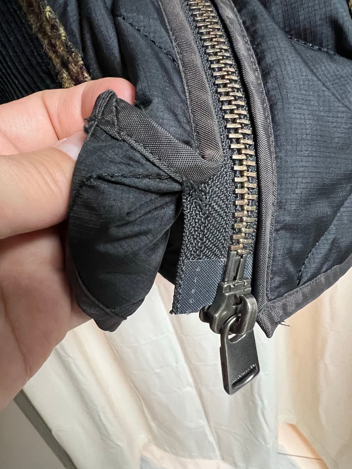 앤더슨벨 니트패치 퀼티드 파카L 상품이미지3