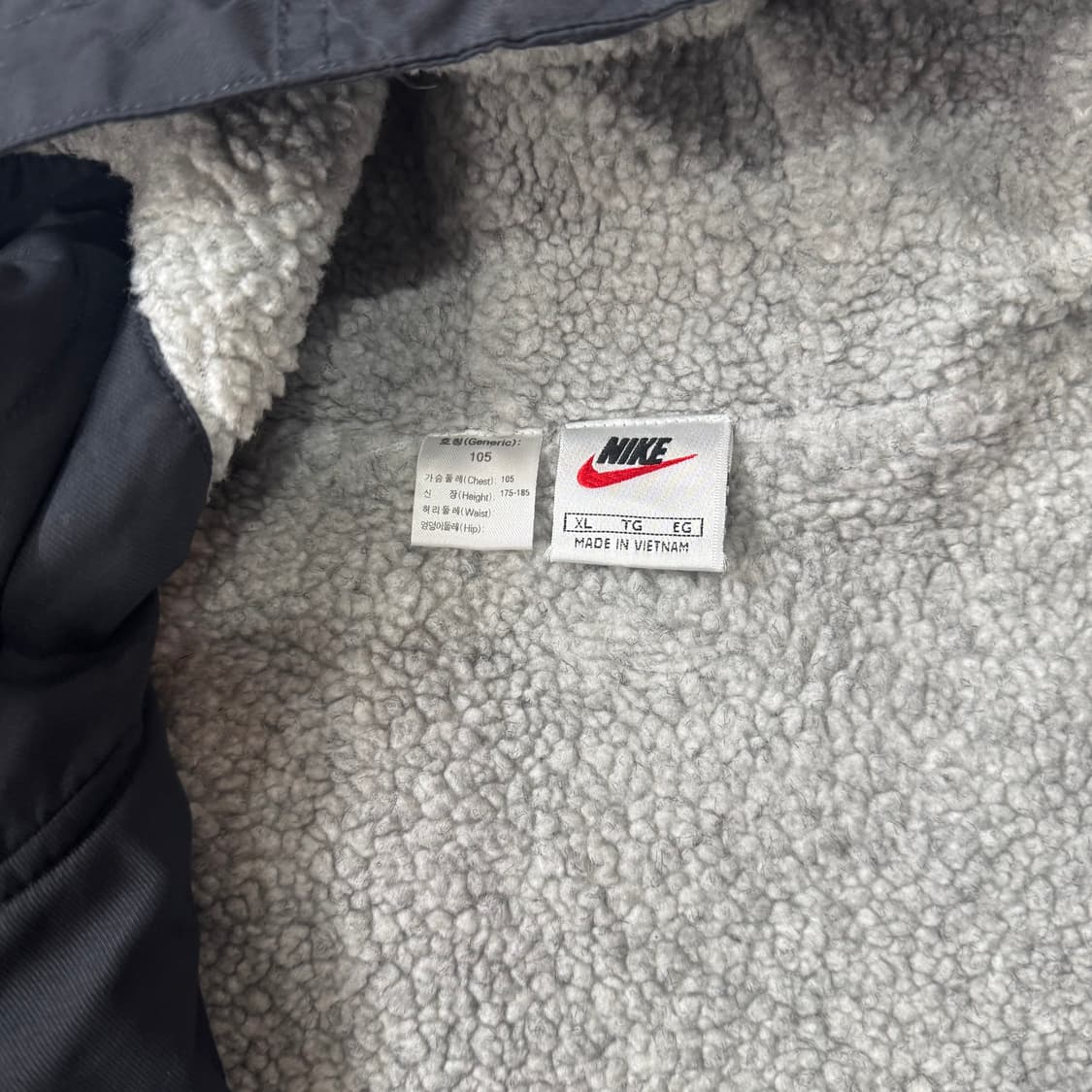 나이키 00s 올드스쿨 스우시 양털 롱패딩 상품이미지7