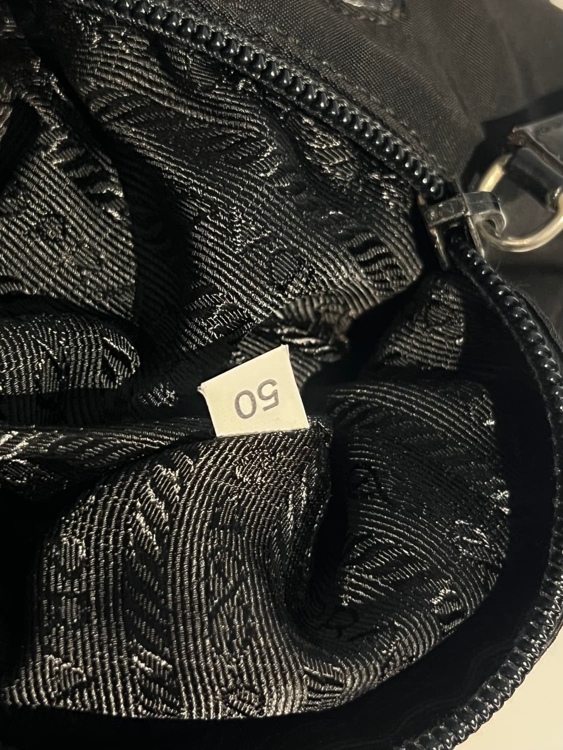 프라다 나일론 숄더백 상품이미지10