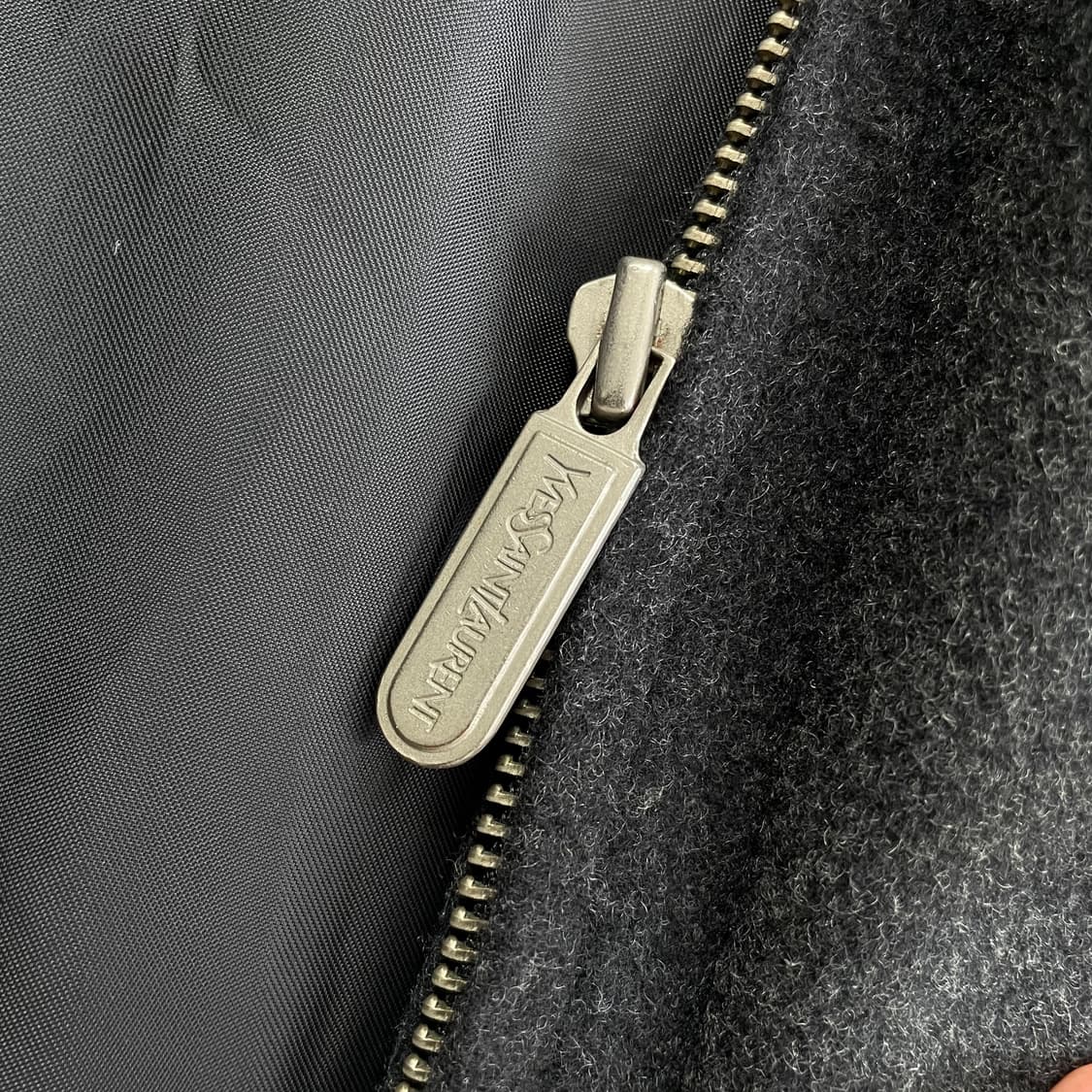 YvesSaintLaurent  입생로랑 자수 울 블루종 자켓 (내피포함 상품이미지4