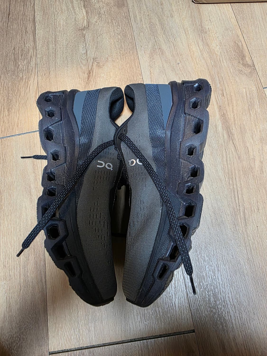 온러닝 클라우드몬스터2 260 상품이미지4