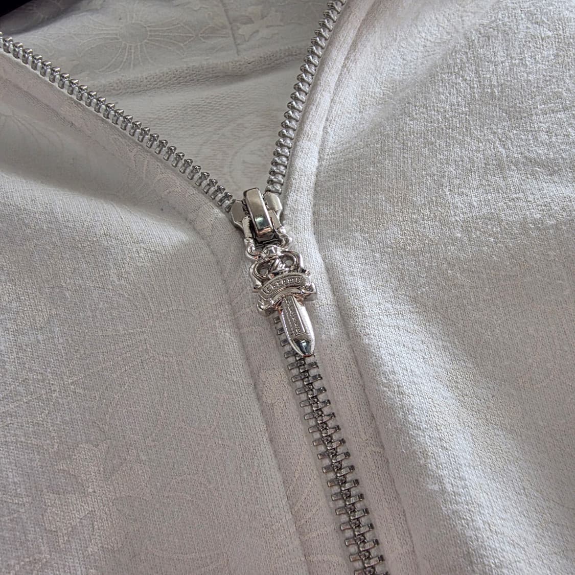 {클로젯}[국내 유일 매물]크롬하츠 버티컬 플러스크로스  올오버 후드집업 상품이미지7