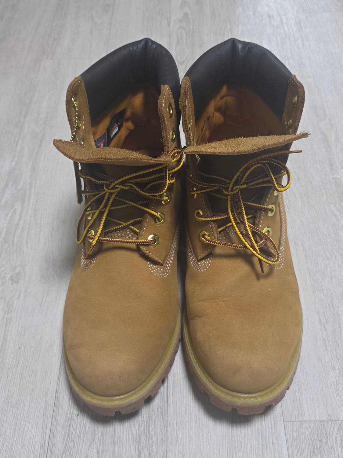 팀버랜드 6인치 워터프루프 프리미엄 부츠(10061 9.5M) 상품이미지1