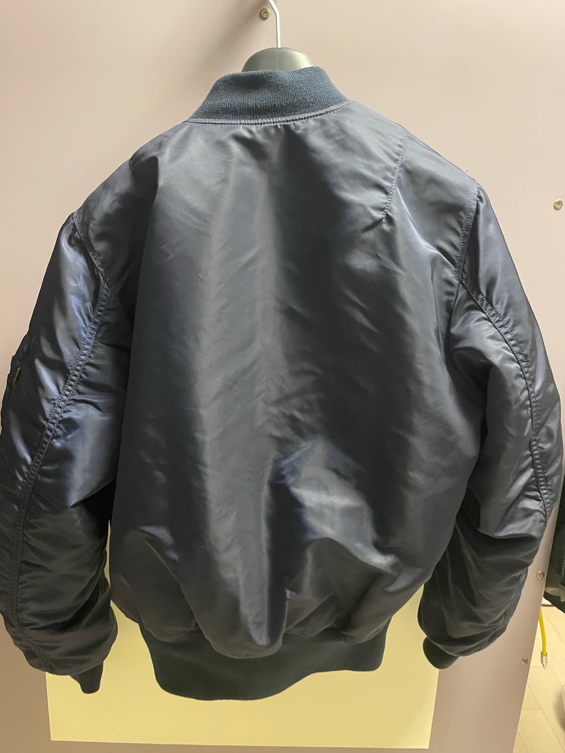 알파인더스트리 ma-1자켓 m사이즈(상태 최상) 상품이미지2