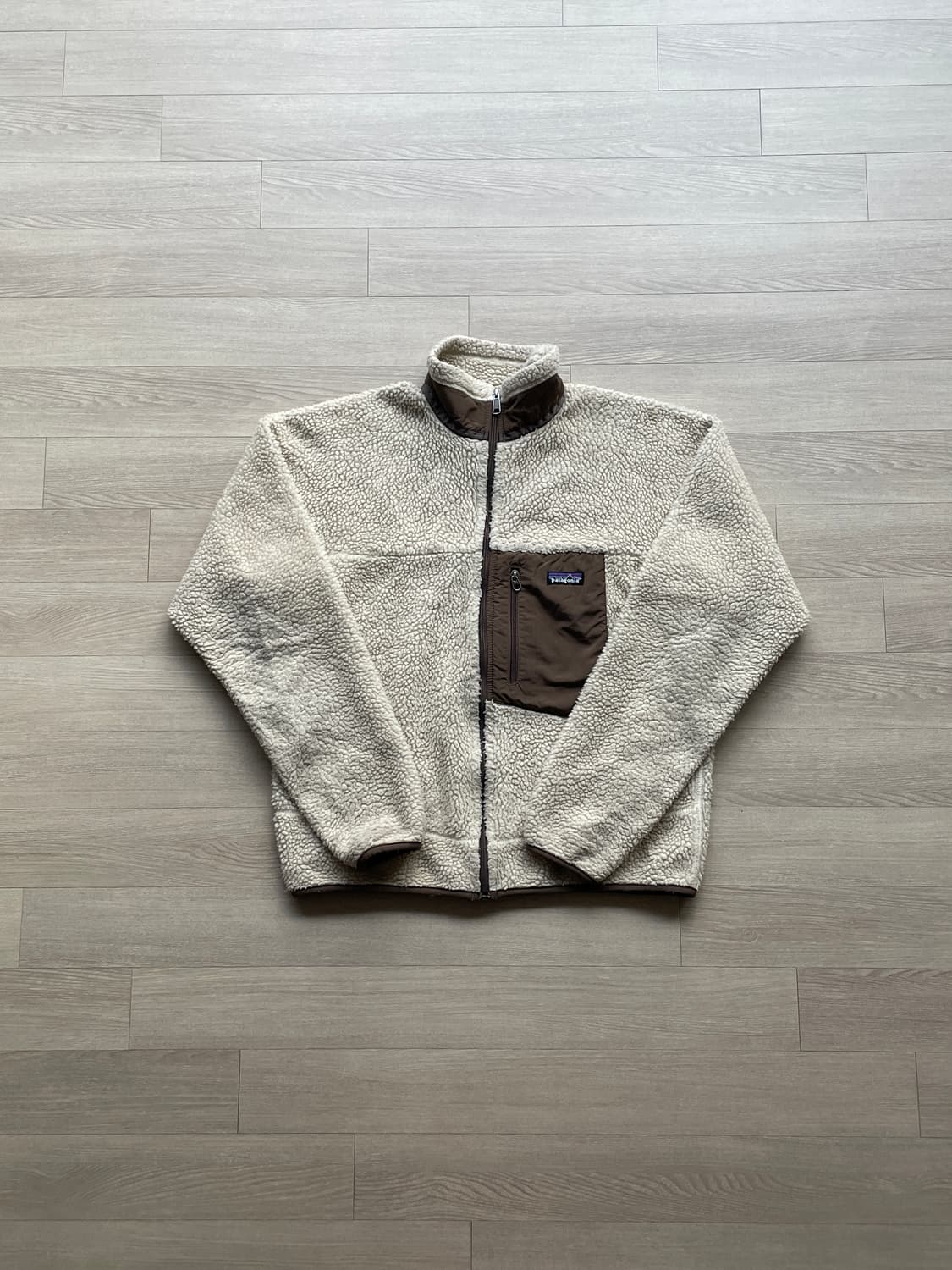 파타고니아 레트로x 오트밀 브라운 자켓 상품이미지1