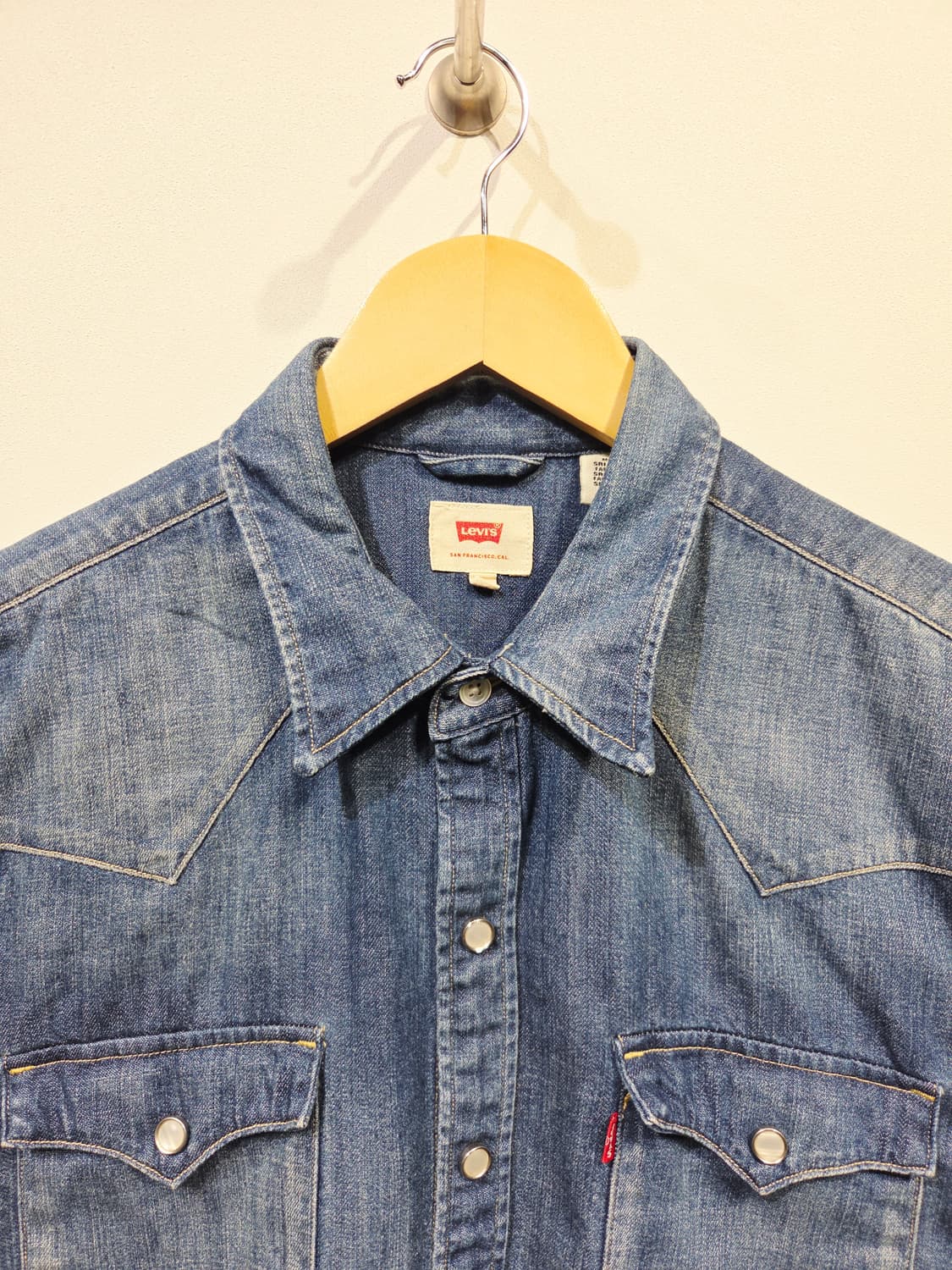 리바이스 웨스턴 스냅 데님 셔츠 청남방 상품이미지3