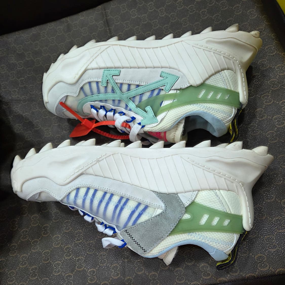 오프화이트 오디세이 1000 상품이미지4