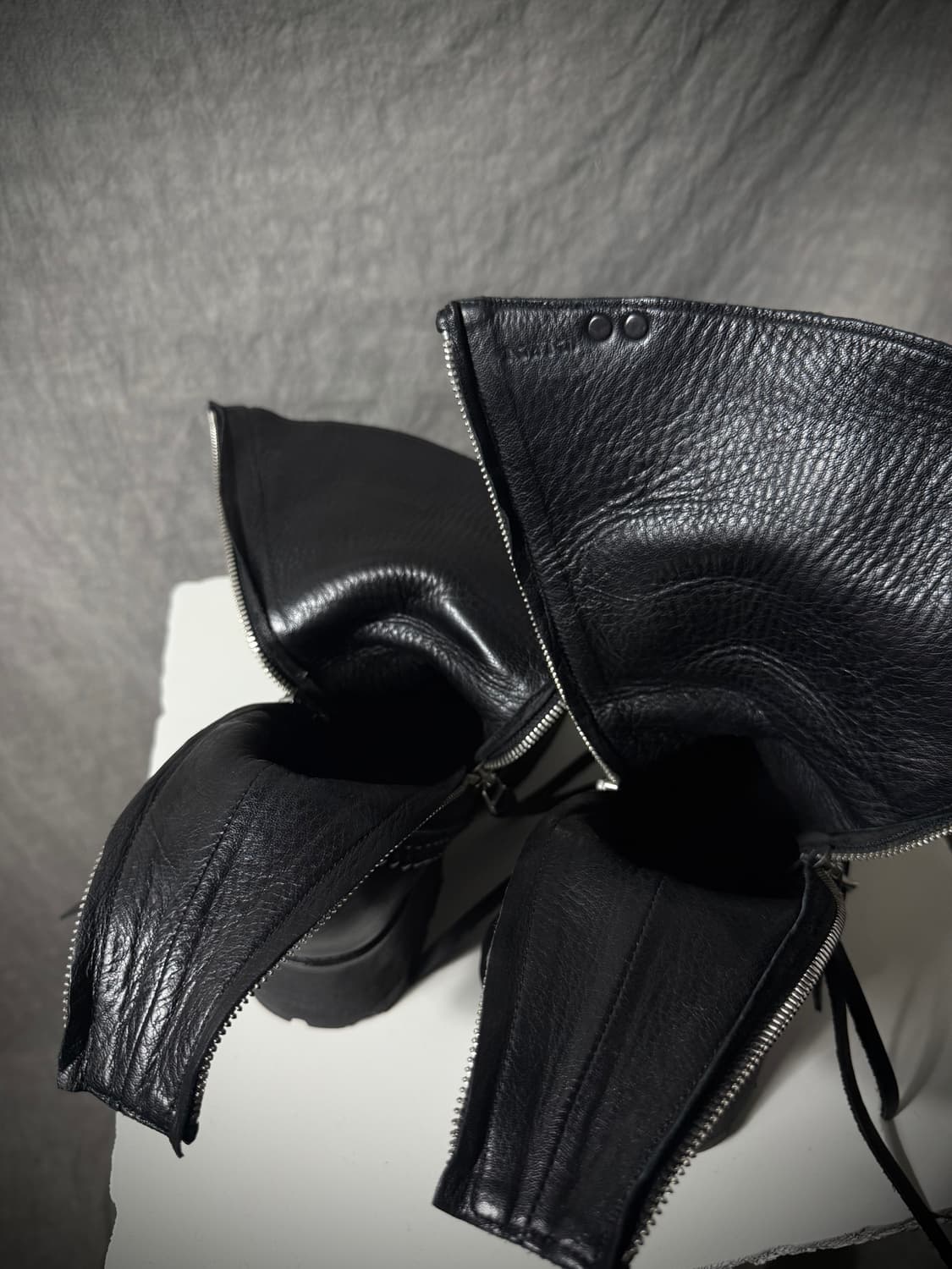 Kmrii Crush Stud Boots 상품이미지5