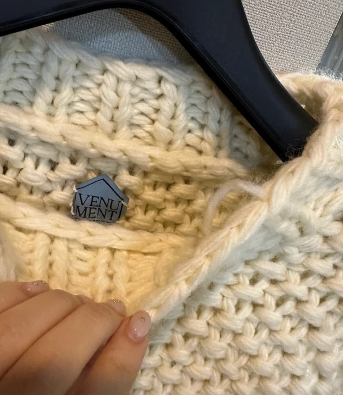 베뉴먼트 핸드 니트 스웨터 상품이미지4