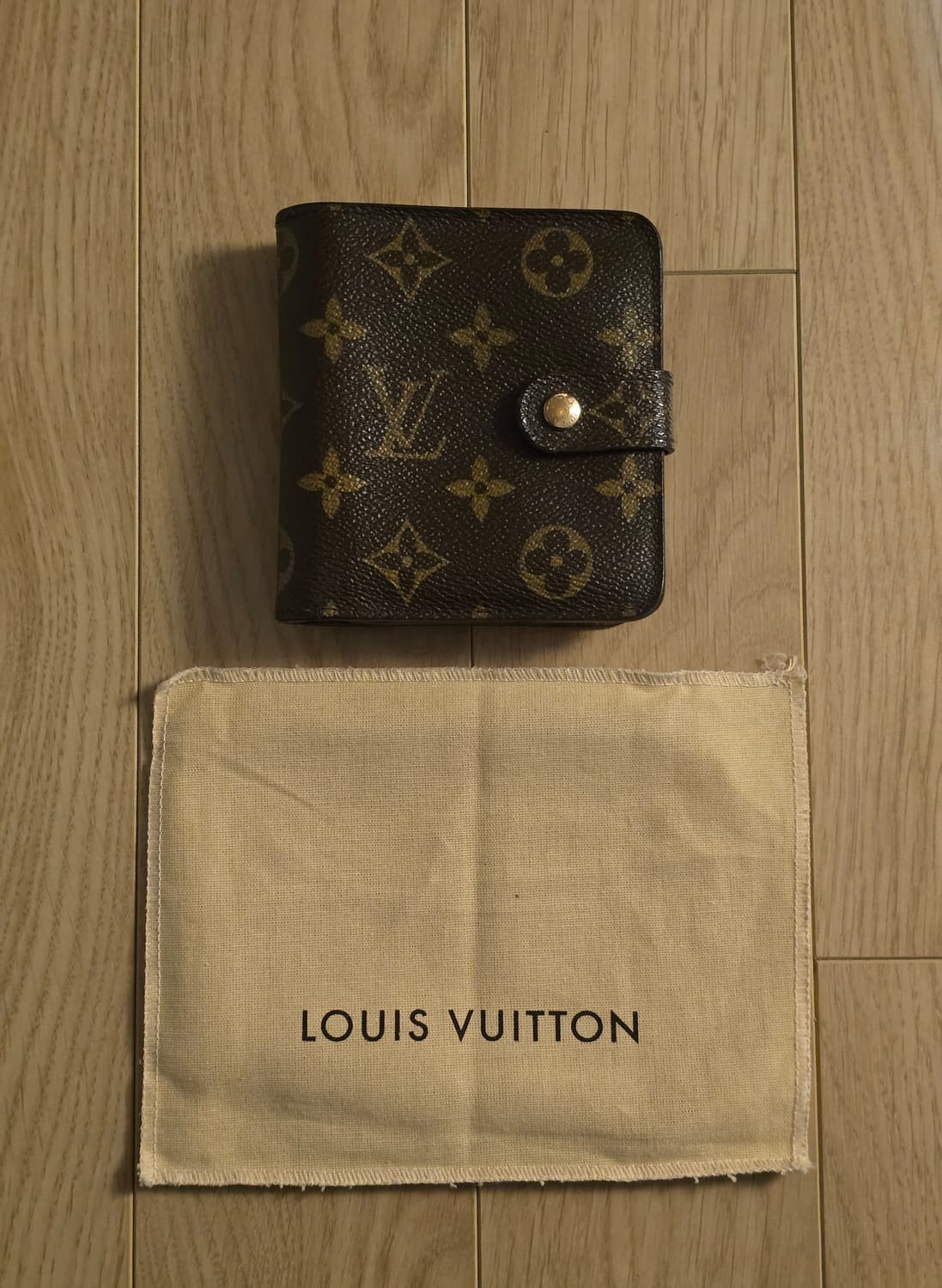 루이비통 모노그램 컴팩트 지퍼 월렛 상품이미지1