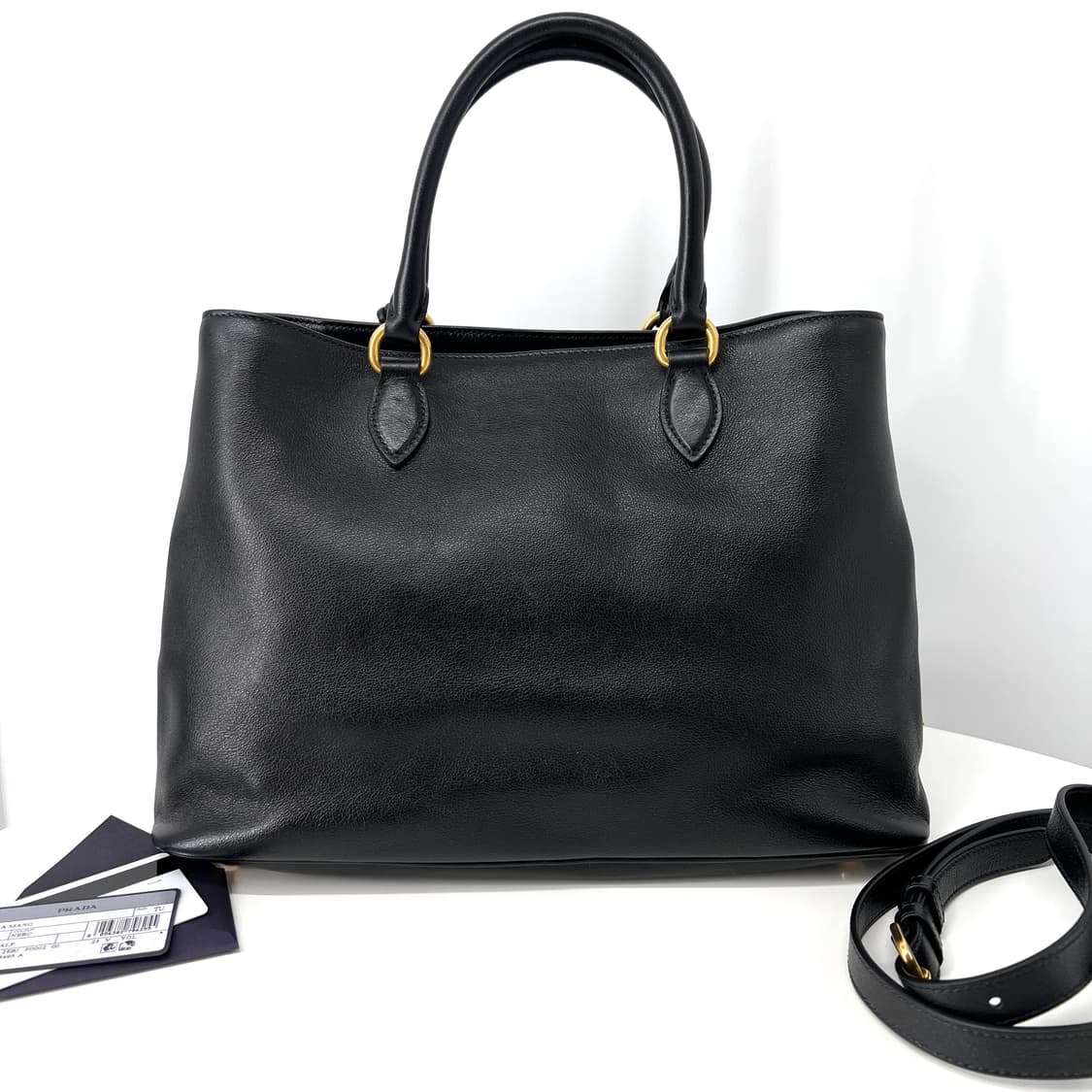 프라다 그레이스 카프 레더 토트백 & 숄더백 블랙 (1BA579) 상품이미지3