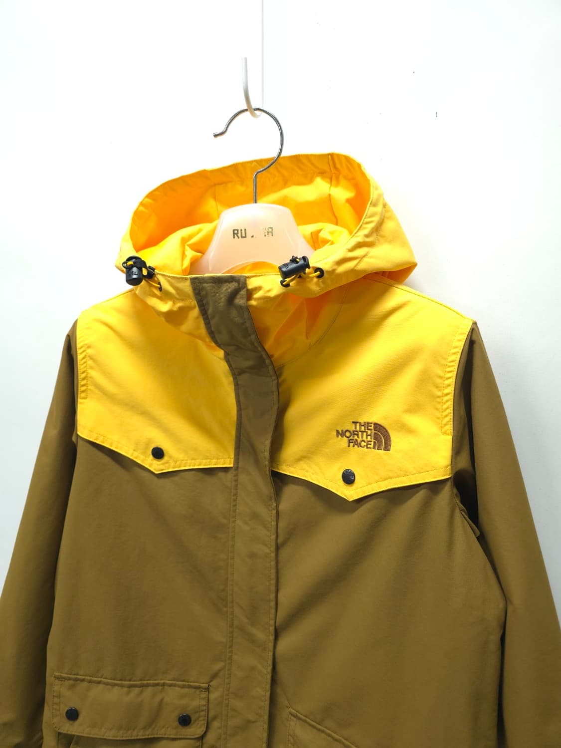 (새상품급)노스페이스 화이트라벨 배색 후드 바람막이 자켓(55) 상품이미지3