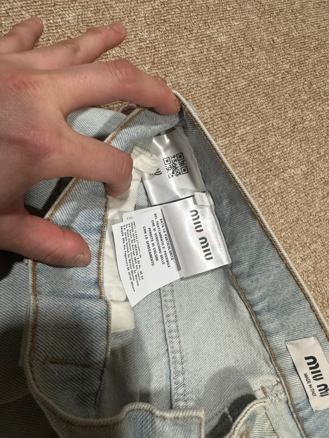 미우미우데님쇼츠 상품이미지4