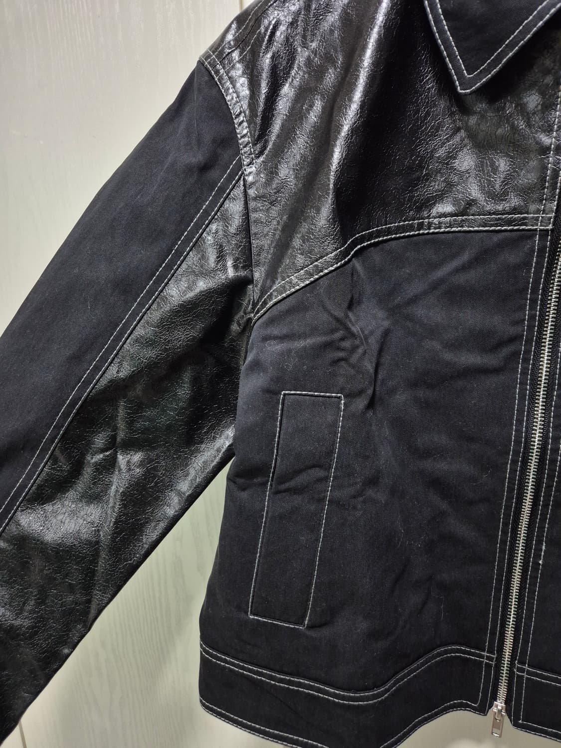 DIAIRE 블랙 배색 자켓 상품이미지5