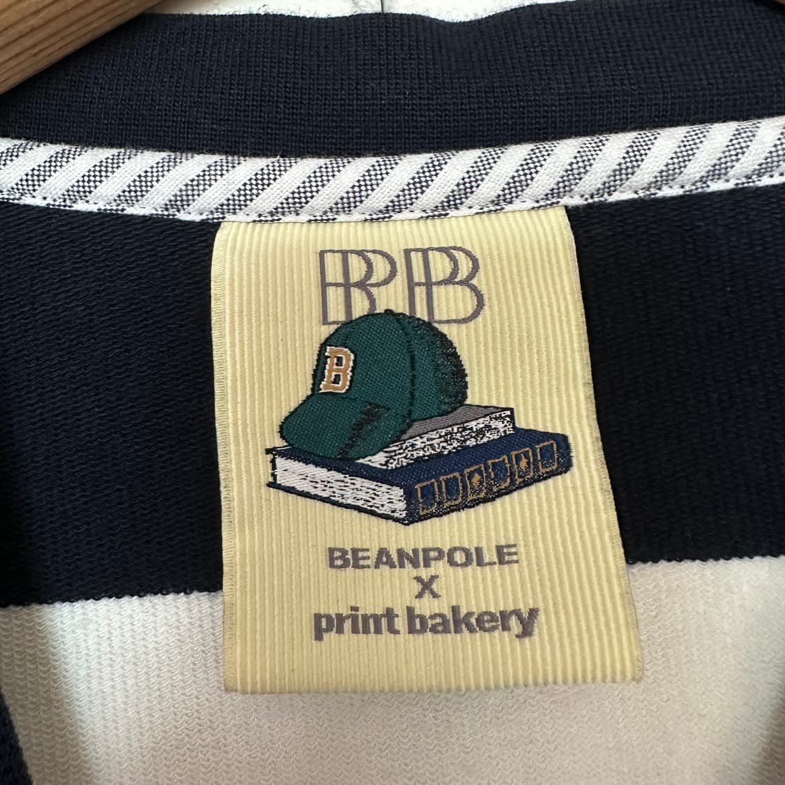 S 빈폴 x 프린트 베이커리 긴팔티 상품이미지3