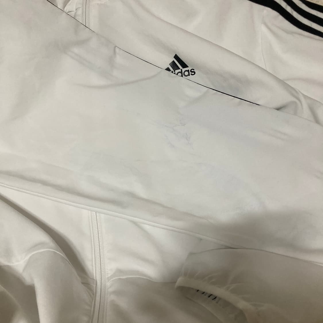 아디다스 화이트 바람막이 XL 상품이미지2