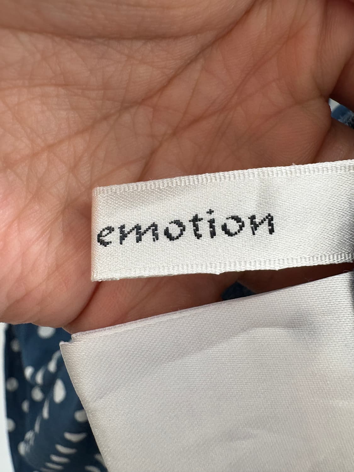 A LITTLE EMOTION 도트스커트 상품이미지7