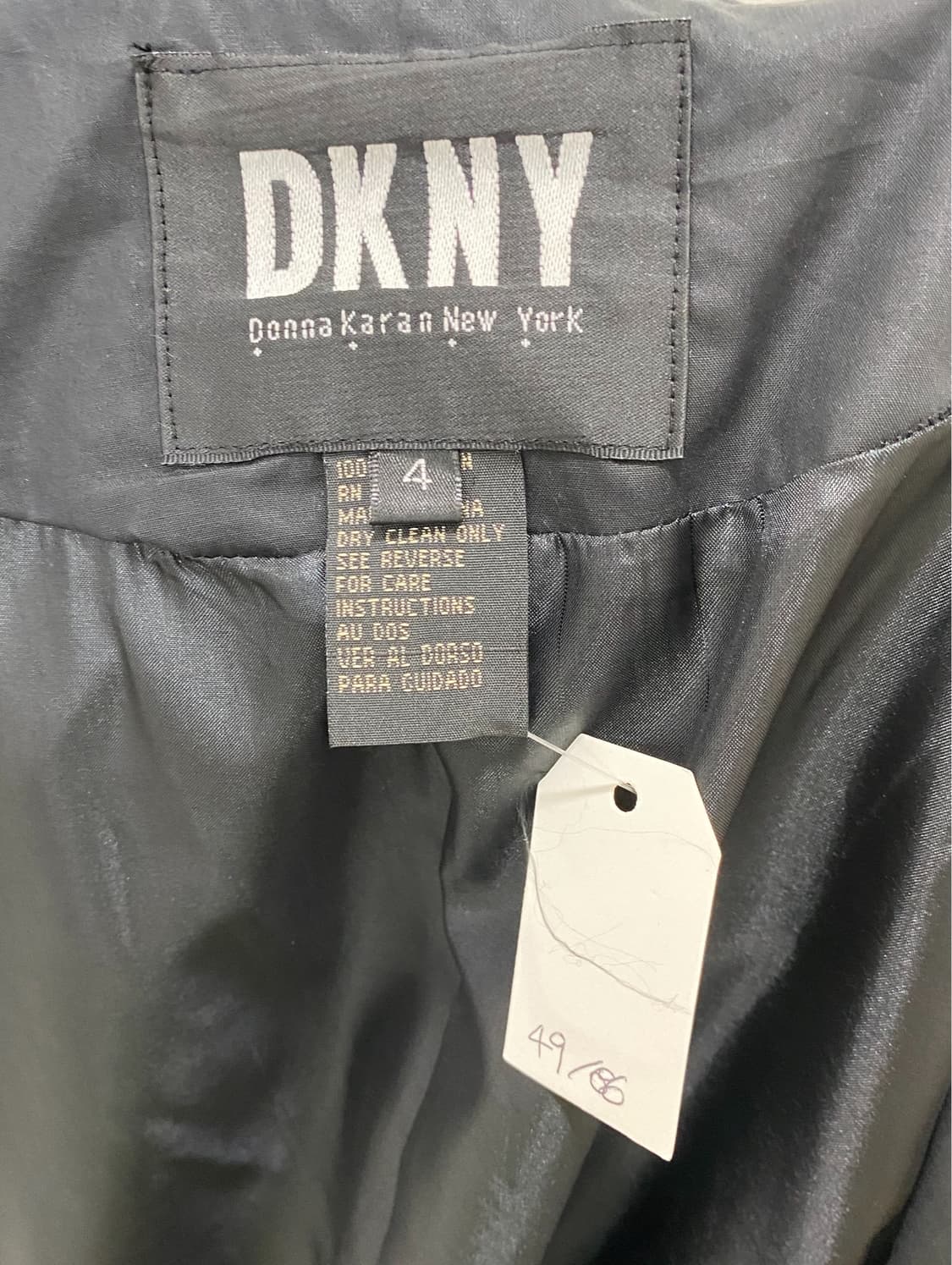 DKNY 블랙 프릴 자켓 상품이미지3