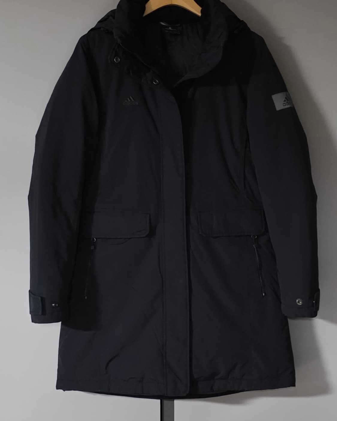 아디다스 여성 덕다운 롱점퍼패딩. 싸이즈 95 상품이미지1