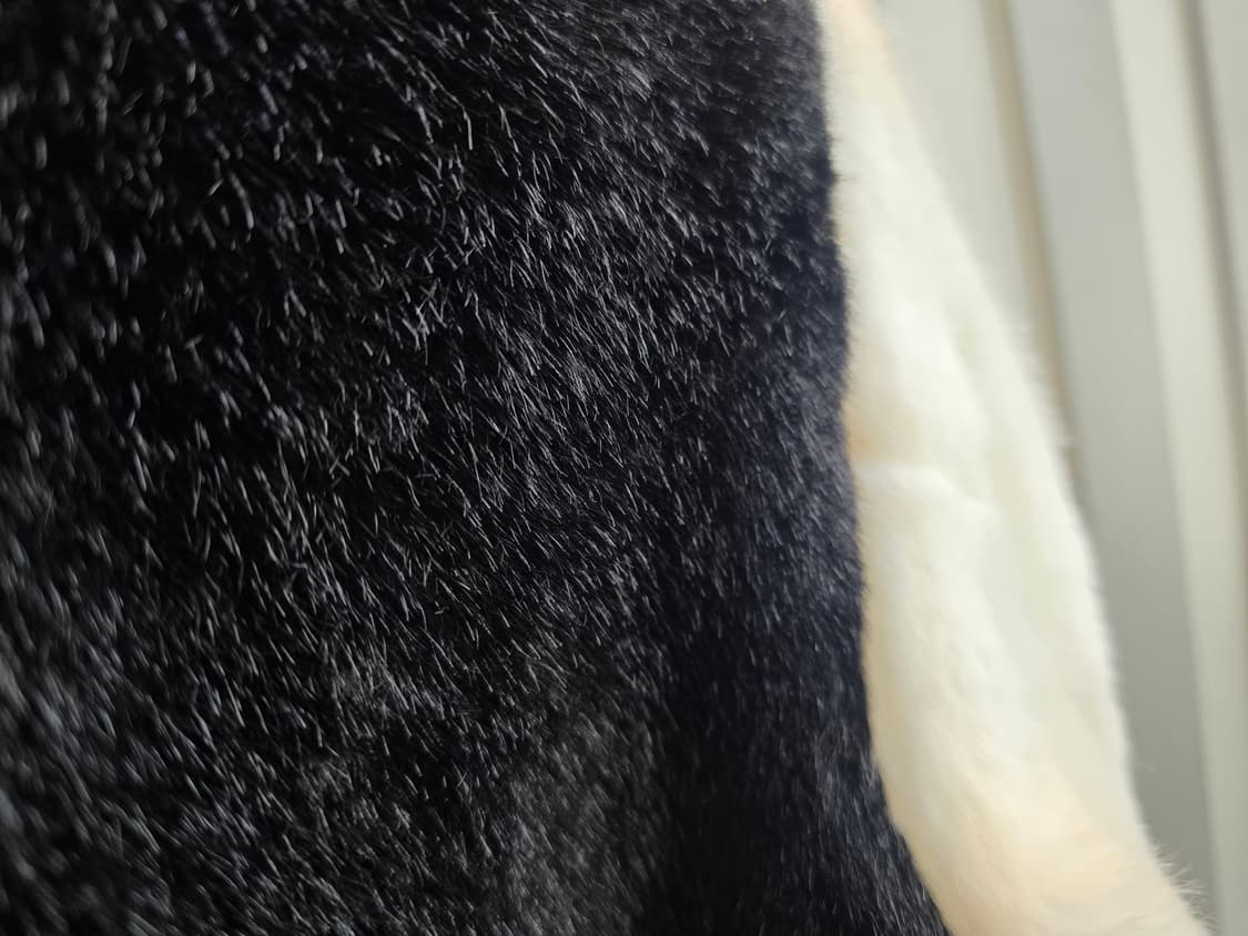 N21 정품 페이크 퍼 바시티  상품이미지8