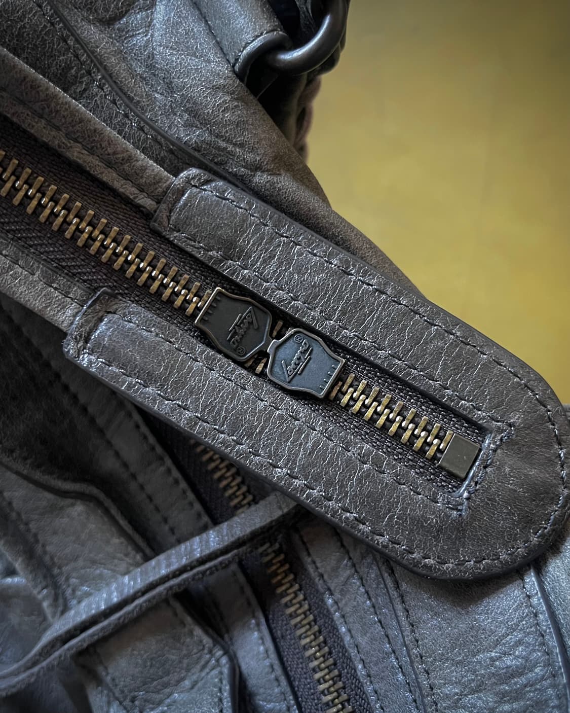 2000s BALENCIAGA 2-Way Le City Army Bag 상품이미지7