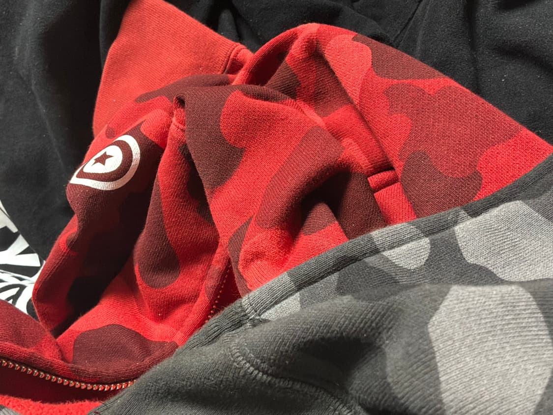 베이프 검빨 후드집업 상품이미지1