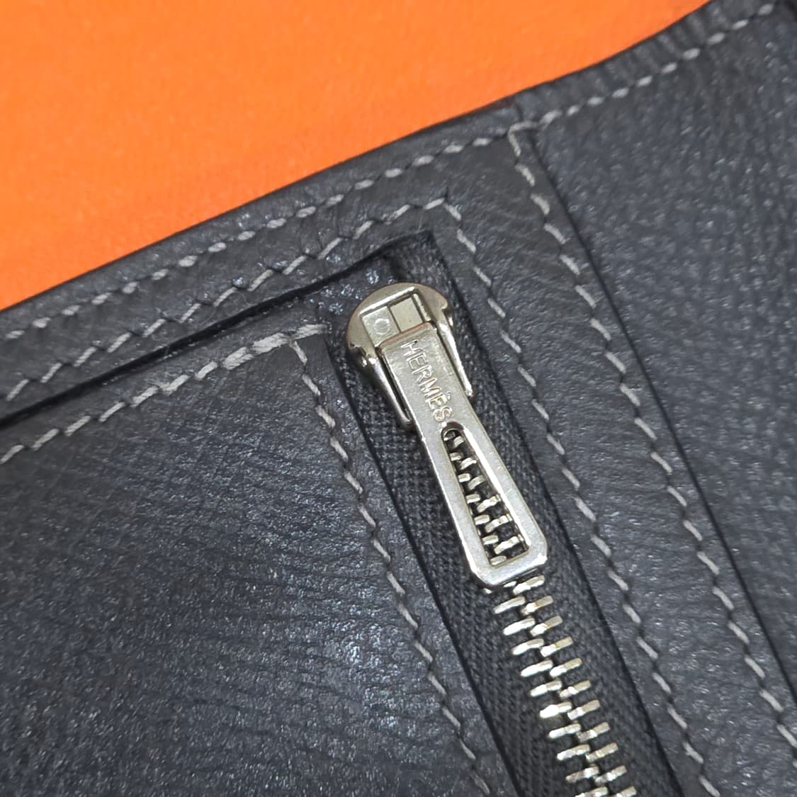에르메스 베안 엡송  그레이 은장 장지갑 ㅁJ각인 상품이미지3