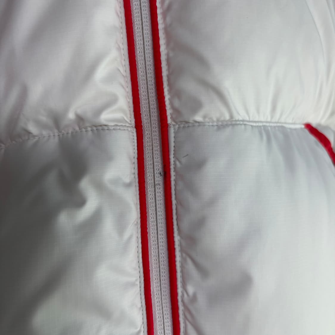 아디다스 화이트 덕다운 패딩 상품이미지5