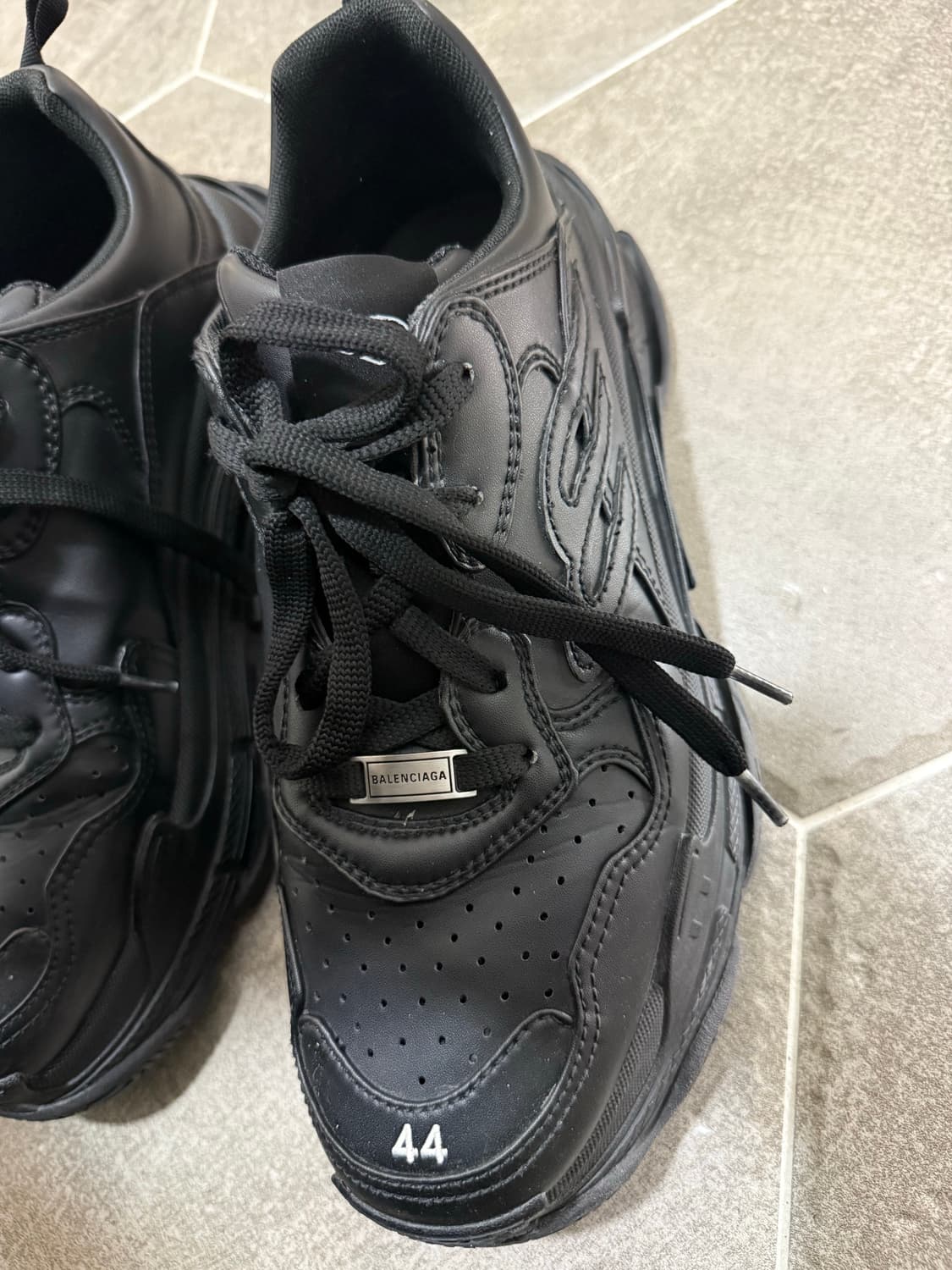 발렌시아가 트리플S 스포티 44 사이즈 상품이미지4